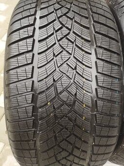 295 35 R21 ZIMA NOVE GOODYEAR