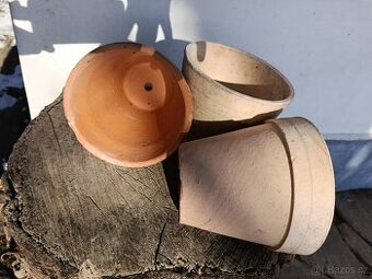 Zahradní květináče