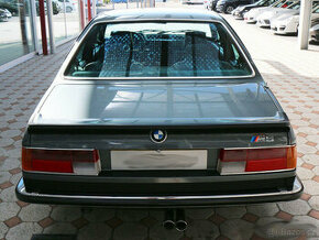 Spoiler a víko kufru BMW E24 635CSi