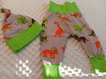 tepláky dino + čepka