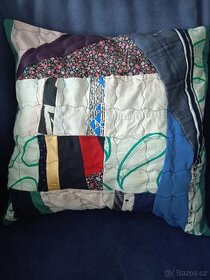 Dekorativní polštářek