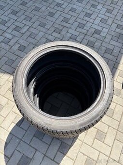 Zimní pneumatiky Barum Polaris 5 205/45 R18