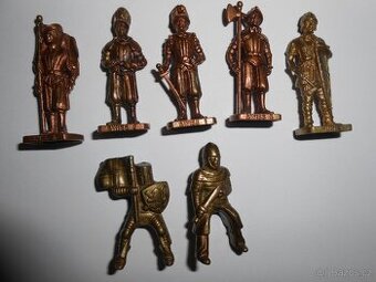 Kovové postavičky 4cm - 7kusů - druhy foto - celkem