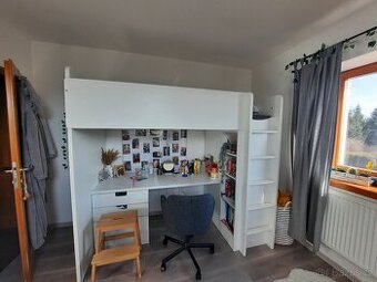 Dětská patrová postel s psacím stolem- IKEA-SMÄSTAD