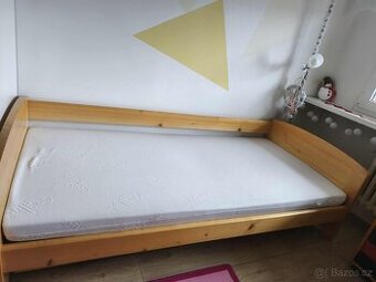 postel + rošt + matrace + šuplík