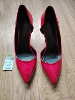 Červené lodičky vel.38