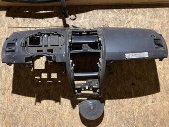 Renault megane 2 přístrojová deska