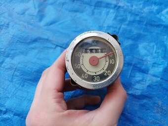 Tachometr Jaweta, Stadion a další