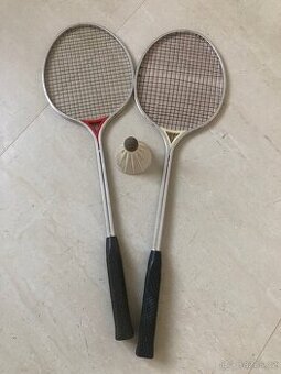 Badminton