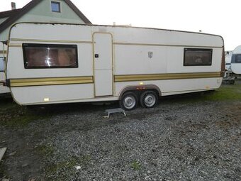 Dvouosý karavan Tabbert pro 7 osob