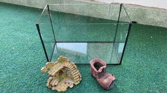 Akvárko pro rybičky a dekorace