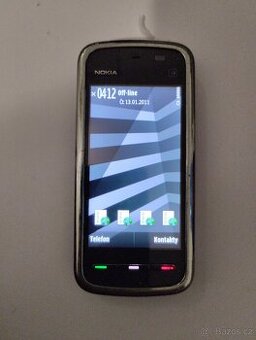 Nokia 5230 a další mobili