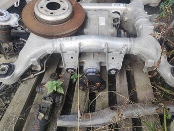BMW F11 535D Zadní Nápravnice