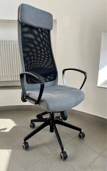 kancelářská židle IKEA Markus - světle šedá