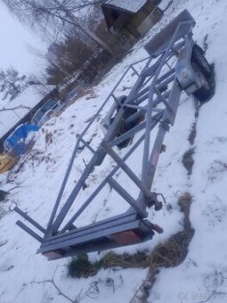 Speciální přívěs 2000kg