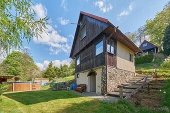 Prodej zděné chaty s pozemkem ve St. Rokytníku