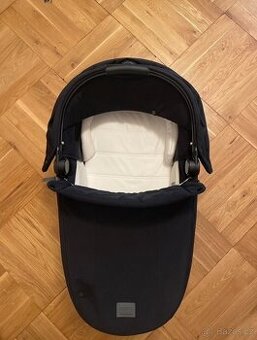 Korba Cybex Priam Lux Carry Cot 2024 - Black