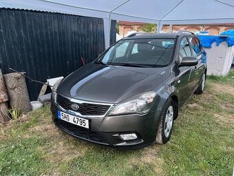 Kia Cee'd SW 2012 1.4 77 kW 1 majitel