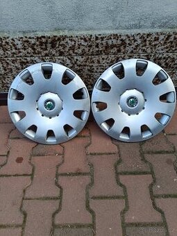 Poklice Škoda r15