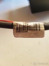 Plusový kabel + z vozu Škoda Octavia II-2 pro manuální převo - 1