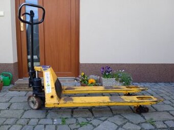 Prodám ruční paletový vozík