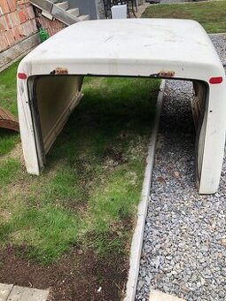 Škoda Pickup - krycí laminátová nástavba na korbu