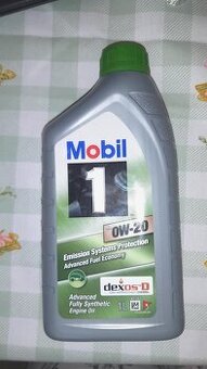 Motorový olej značky Mobil 1 0W-20