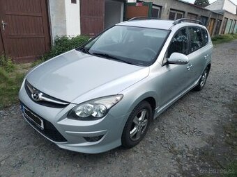 Hyundai i30 1.4 benzín 80kw,-KOUP.ČR,PO STK A ROZVODECH