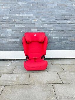 Autosedačka Britax Römer Kidfix III M