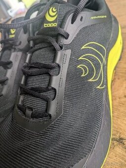 Topo Athletic Mnt Racer 3 - 1
