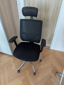 Použitá kancelářská židle