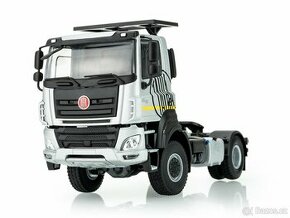 MODEL TATRA Phoenix 4x4 tahač stříbrný 1:43