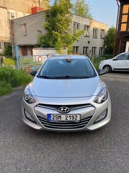 Hyundai i30, 1.6