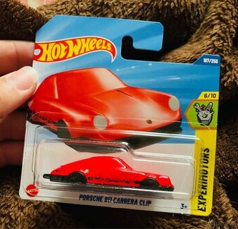 PORSCHE 911 CARRERA CLIP ( KLÍČENKA)