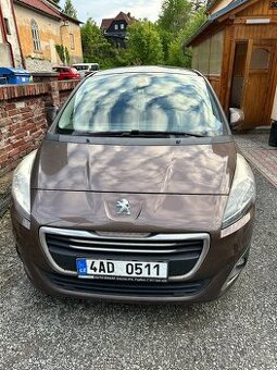 Peugeot 5008, facelift 2015, manuální 6° převodovka – Hnědá