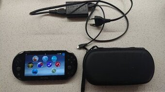 PS Vita + příslušenství