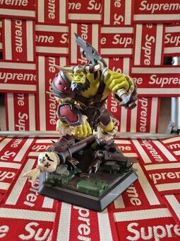 Warcraft soška legends orc grunt