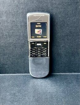 Nokia 8800 Sirocco – Plně funkční, včetně nabíječky