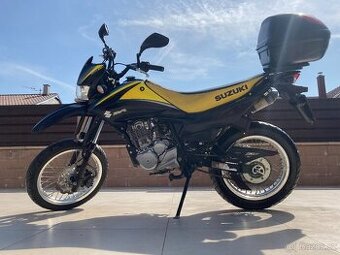 Suzuki DR 125 SM