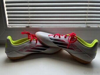 Sálové kopačky Adidas - 1