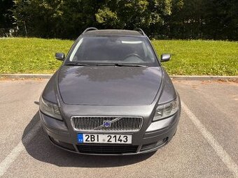 Volvo V50 2.0 D 2004 na opravu nebo náhradní díly