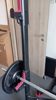 Klec s hrazdou a kladka