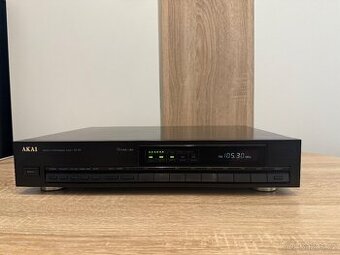 Akai at-52