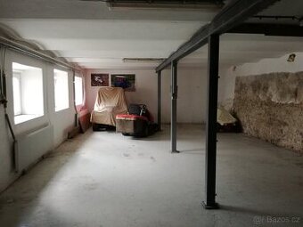 Kozolupy okr. Beroun 300 m2 - 1