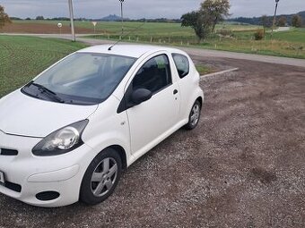 Prodám Toyota AYGO 1.0i