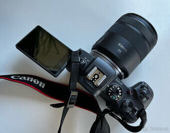 Tělo fotoaparátu Canon Eos RP +50, 85, 200 mm