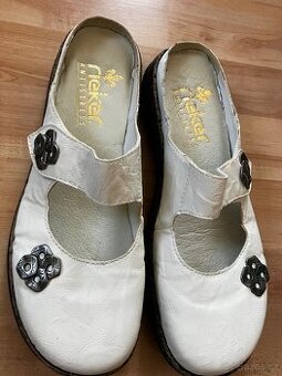 Nové Dámské pantofle zn. Reiker, bílé, kožené vel 39