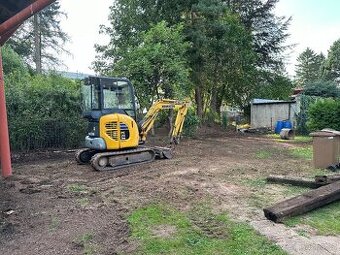 Minibagr Komatsu PC20 MR