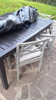 Zahradní set
