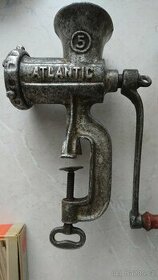 Mlýnek na maso- litina.